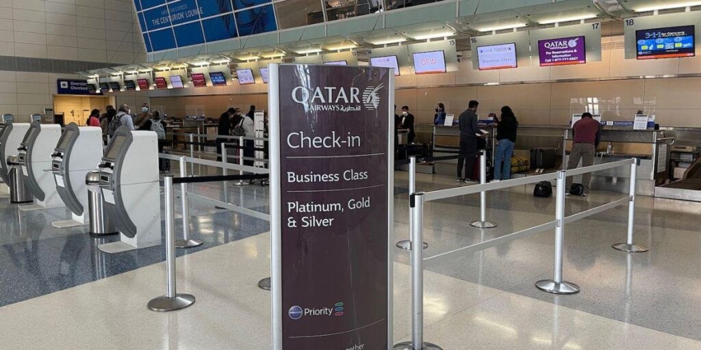 United DFW Terminal  Curbside Check-In at Level 0 