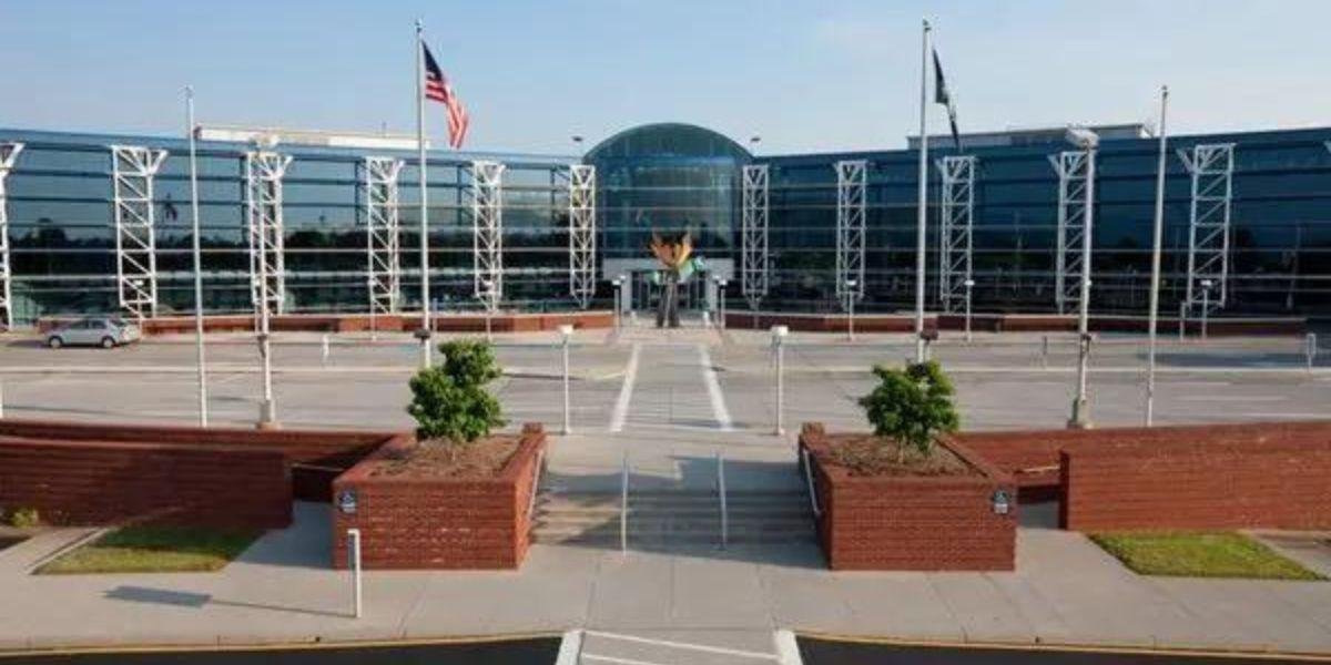 Roanoke Blacksburg Regional Airport